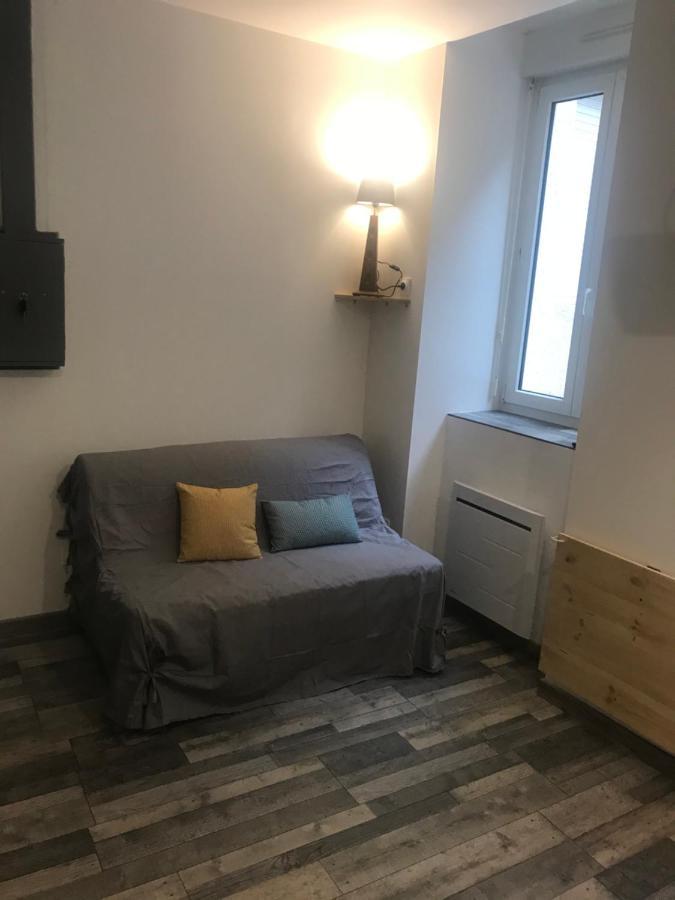 Apartment Joli Entierement Renove